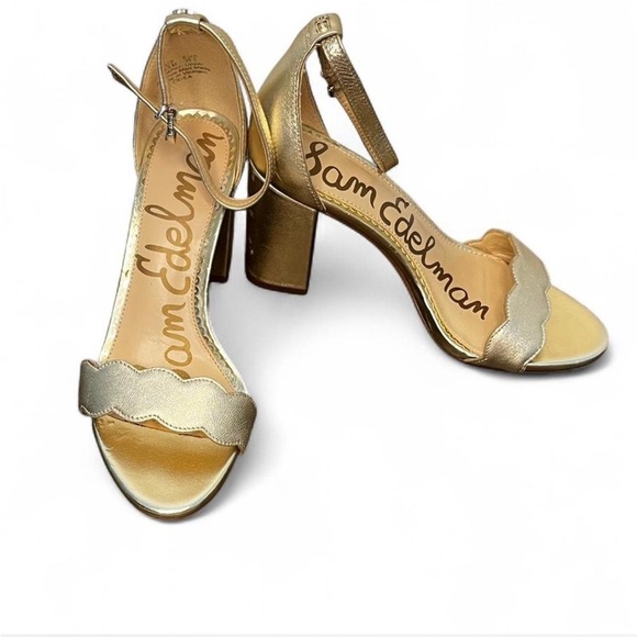 Sam Edelman 3 inch gold scalloped chunky block heels size 5.5 - Picture 1 of 7